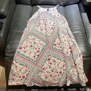 Francesca’s high neck flowy dress size M worn once